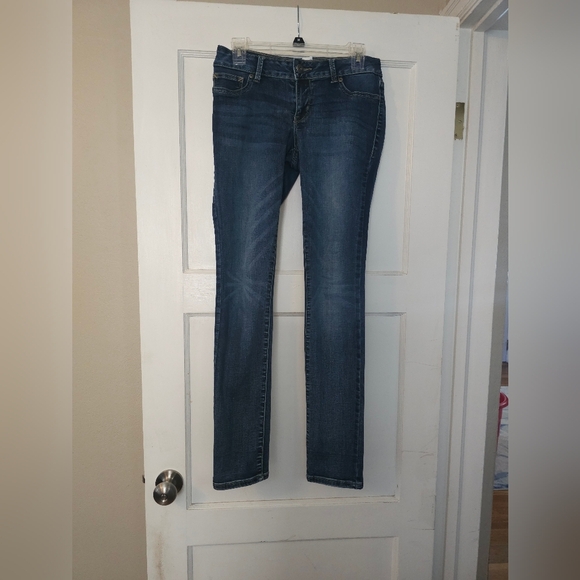 Maurices Blue Skinny Jeans with Mid Rise - Picture 1 of 4